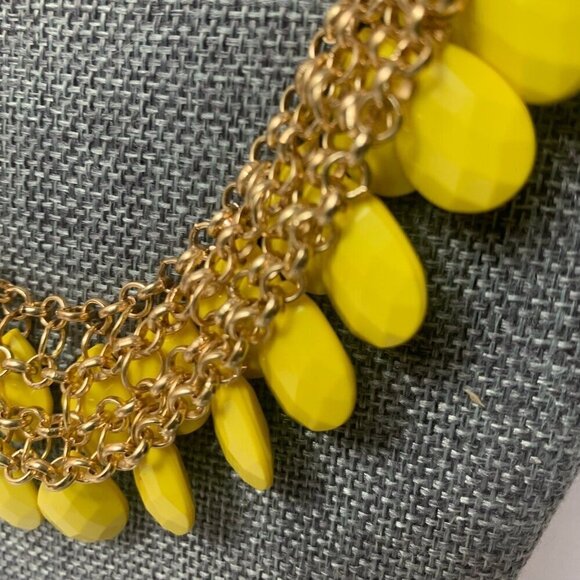 Yellow Teardrop Beaded Gold Tone Two Layer Necklace - Picture 4 of 6